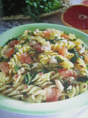 ricetta-facile-e-veloce-fusilli-affumicati-al-pompelmo